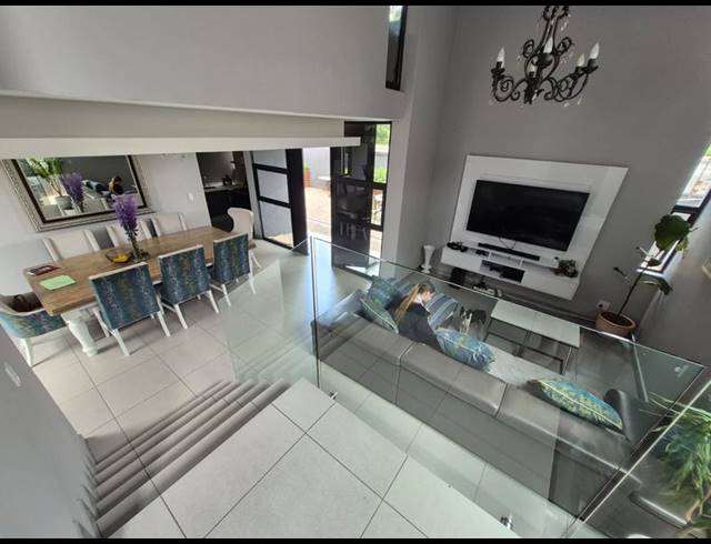 3 BEDROOM DUPLEX FOR SALE IN RASLOUW